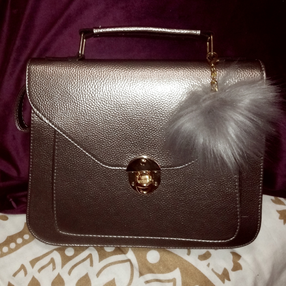 Purse never used
